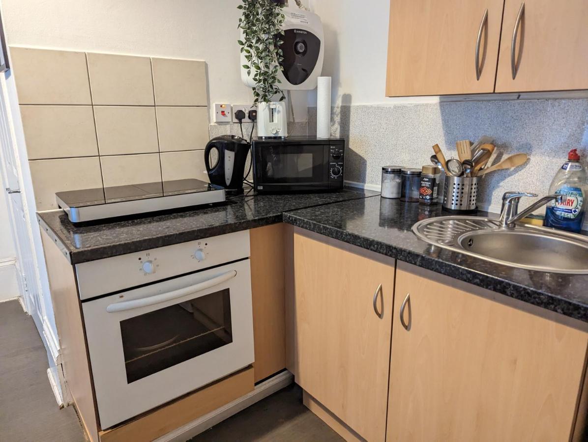 1 Bedroom Studio In A Supurb Area Of Cardiff Buitenkant foto